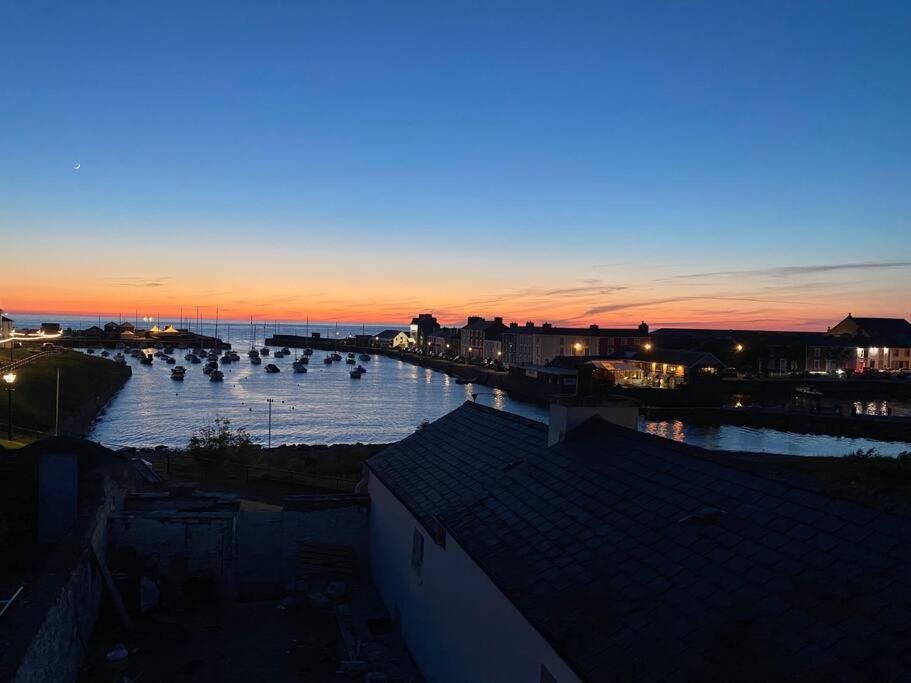 Aberaeron Island House - Panoramic Harbour Views Exterior foto