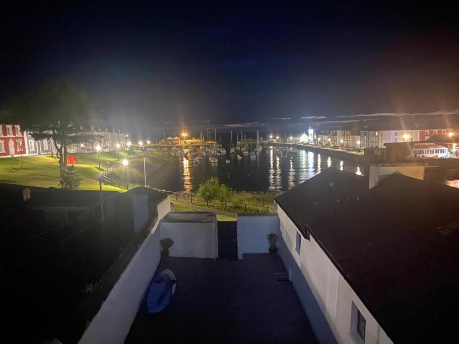 Aberaeron Island House - Panoramic Harbour Views Exterior foto