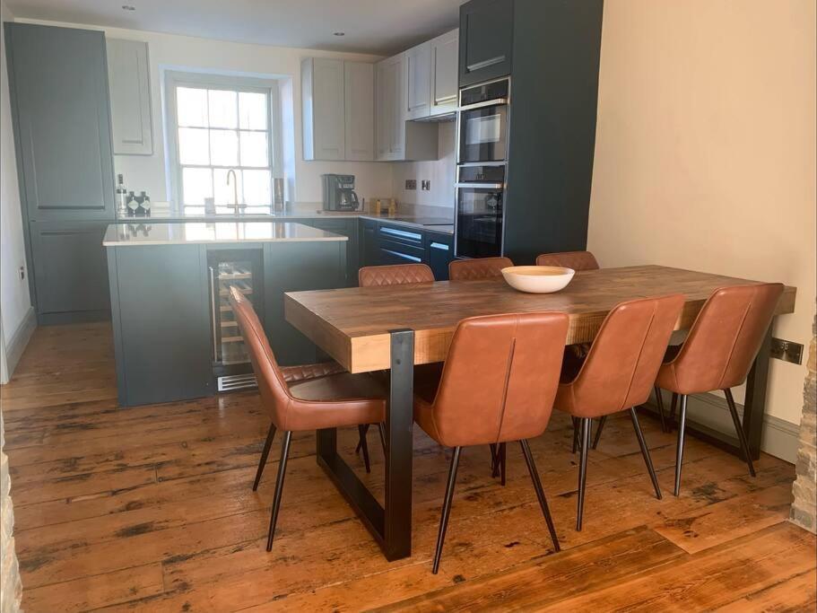 Aberaeron Island House - Panoramic Harbour Views Exterior foto